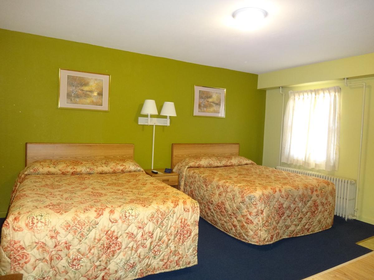 Pine Ridge Motel Dodgeville Eksteriør bilde