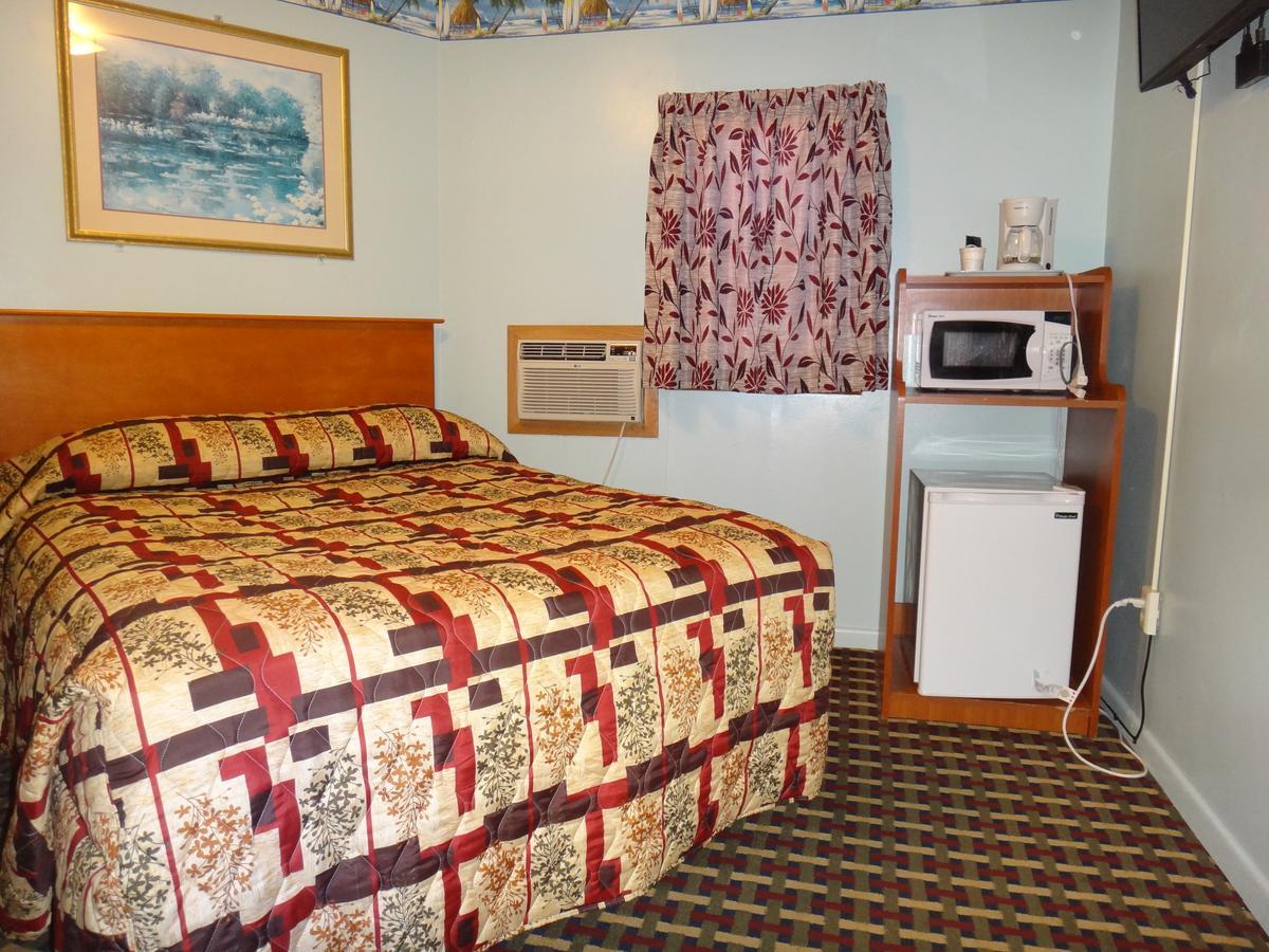 Pine Ridge Motel Dodgeville Eksteriør bilde